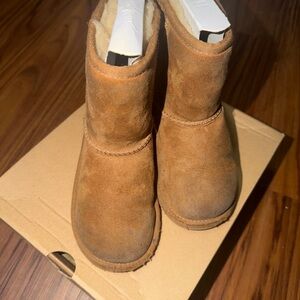 UGG Chestnut Kids Boots